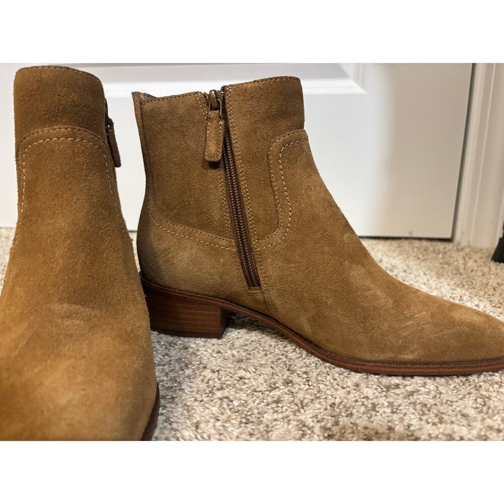 NEW Cole Haan NAIA suede ankle boots. Size 7B chestnut fall beautiful
